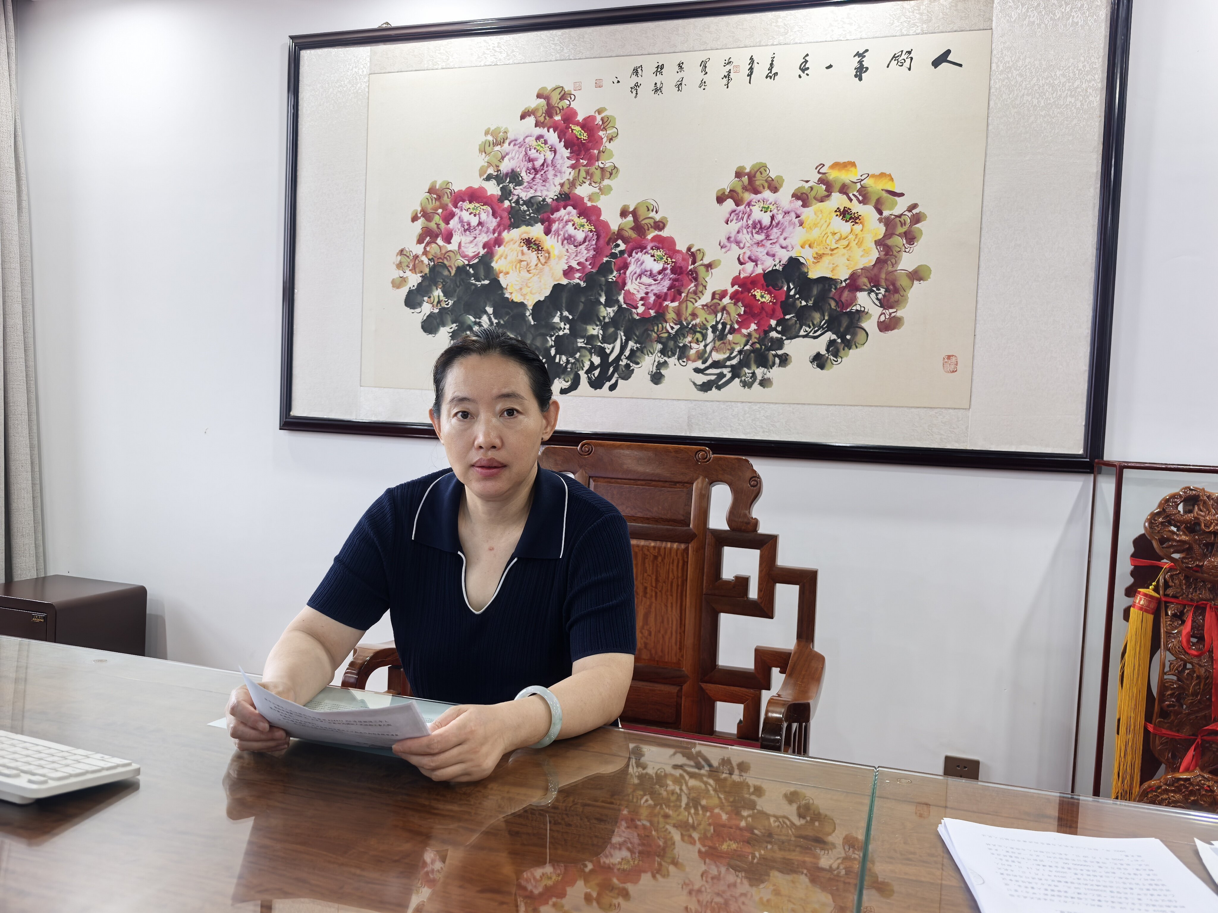 专家近照.jpg