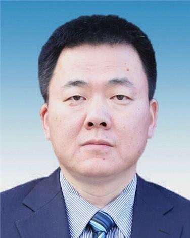 现任中共济南市济阳区委副书记,济南市济阳区政府区长,党组书记,正区
